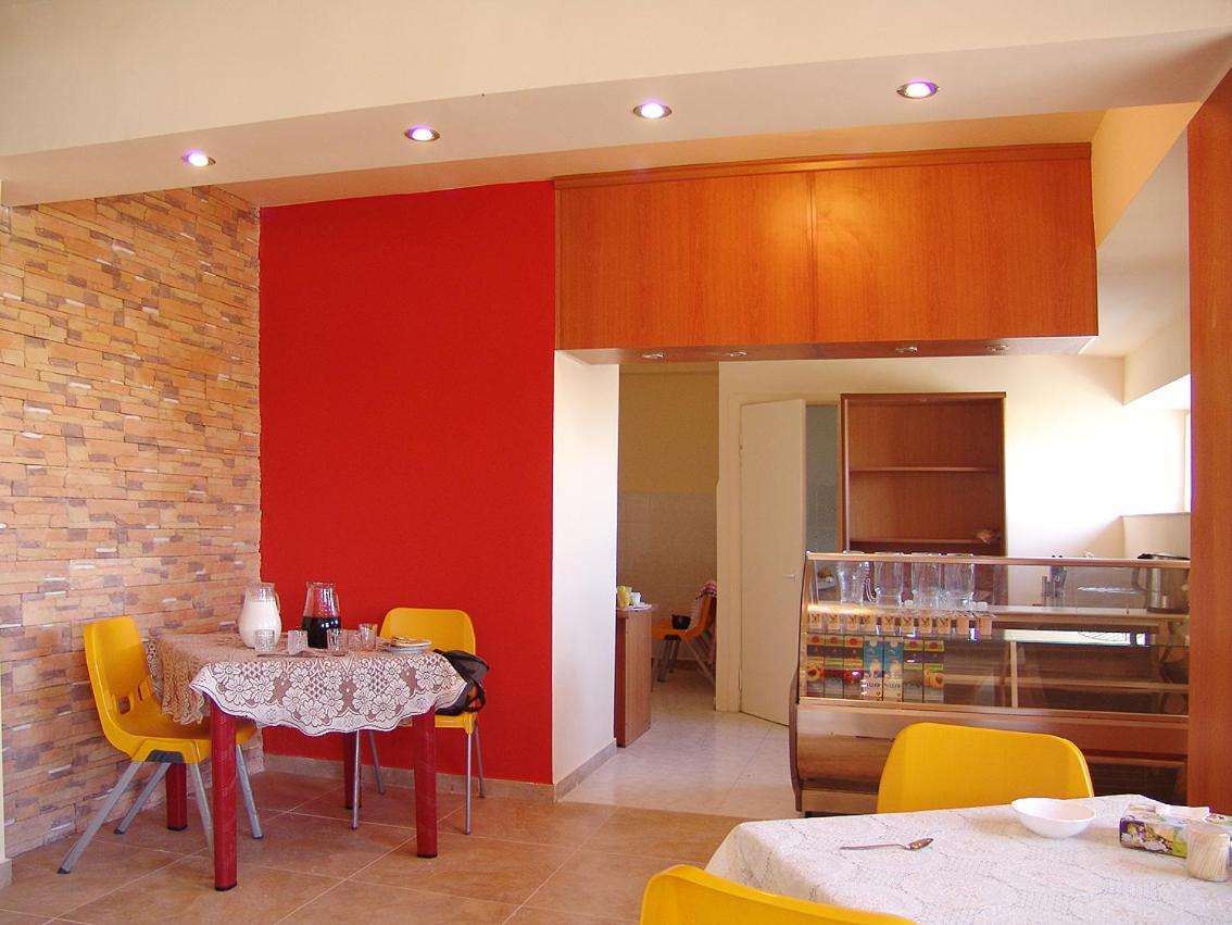 Armenia Hostel Yerevan Bagian luar foto