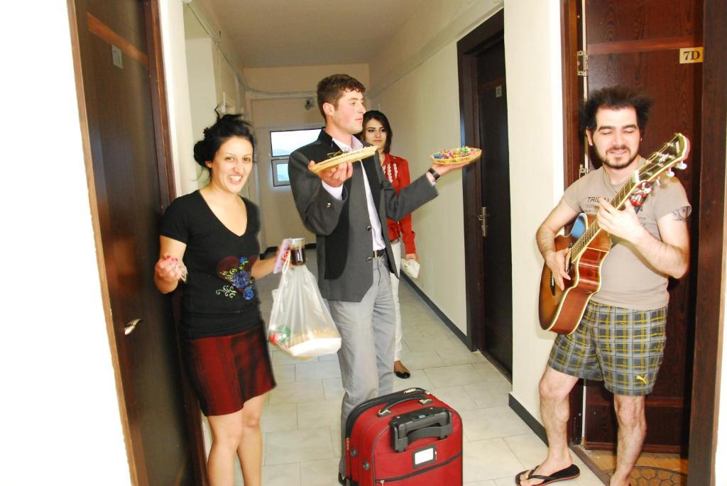 Armenia Hostel Yerevan Bagian luar foto