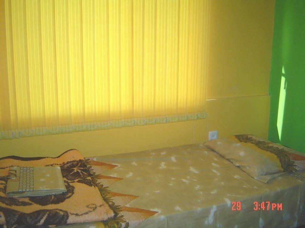 Armenia Hostel Yerevan Bagian luar foto